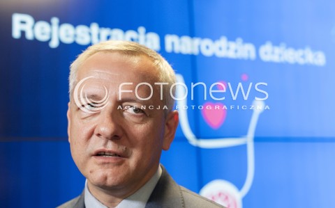  30.07.2018 WARSZAWA<br />KONFERENCJA MINISTROW ZDROWIA I CYFRYZACJI RODZICU ZAREJESTRUJ NARODZINY DZIECKA PRZEZ INTERNET<br />N/Z MAREK ZAGORSKI<br /> 
