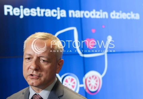  30.07.2018 WARSZAWA<br />KONFERENCJA MINISTROW ZDROWIA I CYFRYZACJI RODZICU ZAREJESTRUJ NARODZINY DZIECKA PRZEZ INTERNET<br />N/Z MAREK ZAGORSKI<br /> 