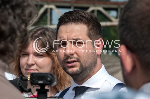 Konferencja kandydata na prezydenta Warszawy Patryka Jakiego w Warszawie