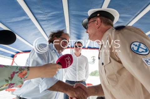  03.08.2018 WARSZAWA<br />REJS Z WARSZAWY DO ZALEWU ZEGRZYNSKIEGO<br />N/Z MAREK GROBARCZYK<br /> 