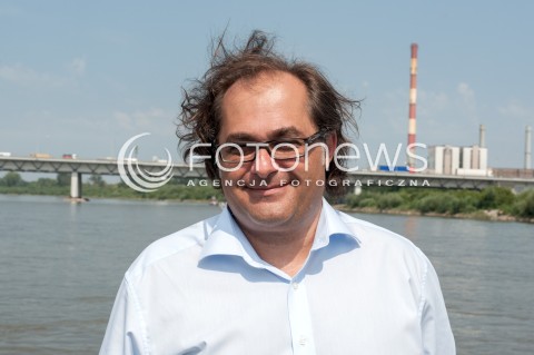  03.08.2018 WARSZAWA<br />REJS Z WARSZAWY DO ZALEWU ZEGRZYNSKIEGO<br />N/Z MAREK GROBARCZYK<br /> 