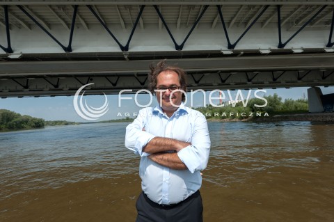  03.08.2018 WARSZAWA<br />REJS Z WARSZAWY DO ZALEWU ZEGRZYNSKIEGO<br />N/Z MAREK GROBARCZYK<br /> 