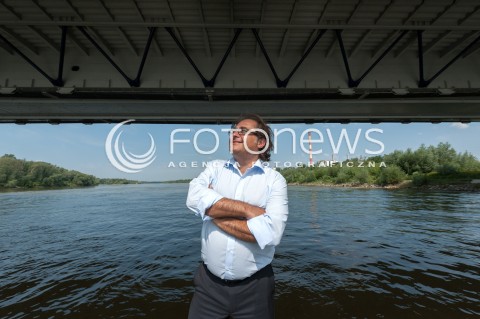  03.08.2018 WARSZAWA<br />REJS Z WARSZAWY DO ZALEWU ZEGRZYNSKIEGO<br />N/Z MAREK GROBARCZYK<br /> 