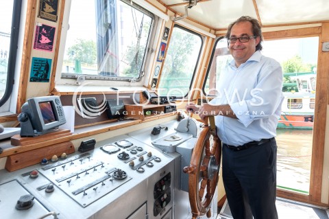 Rejs z Warszawy do Zalewu Zegrzyńskiego z ministrem gospodarki morskiej