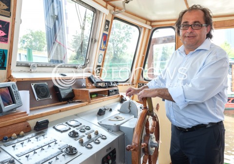  03.08.2018 WARSZAWA<br />REJS Z WARSZAWY DO ZALEWU ZEGRZYNSKIEGO<br />N/Z MAREK GROBARCZYK<br /> 