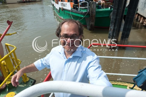  03.08.2018 WARSZAWA<br />REJS Z WARSZAWY DO ZALEWU ZEGRZYNSKIEGO<br />N/Z MAREK GROBARCZYK<br /> 