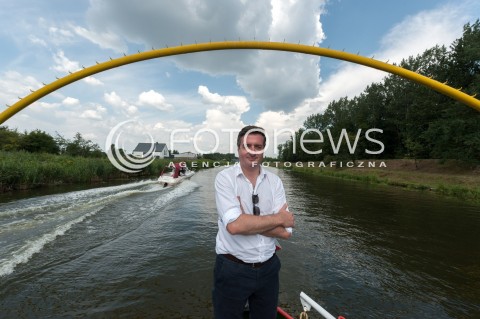  03.08.2018 WARSZAWA<br />REJS Z WARSZAWY DO ZALEWU ZEGRZYNSKIEGO<br />N/Z PRZEMYSLAW DACA PREZES WOD POLSKICH PGW<br /> 