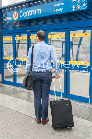  10.08.2018 WARSZAWA<br />AWARIA W METRZE KOMUNIKACJA ZASTEPCZA<br />N/Z AWARIA W METRZE KOMUNIKACJA ZASTEPCZA<br /> 