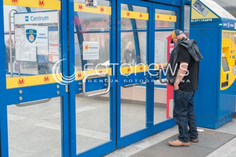  10.08.2018 WARSZAWA<br />AWARIA W METRZE KOMUNIKACJA ZASTEPCZA<br />N/Z AWARIA W METRZE KOMUNIKACJA ZASTEPCZA<br /> 