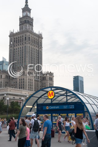  10.08.2018 WARSZAWA<br />AWARIA W METRZE KOMUNIKACJA ZASTEPCZA<br />N/Z AWARIA W METRZE KOMUNIKACJA ZASTEPCZA<br /> 