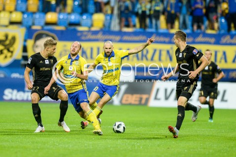  11.08.2018 GDYNIA<br />
PILKA NOZNA - EKSTRAKLASA SEZON 2018/2019<br />
MECZ ARKA GDYNIA - GORNIK ZABRZE<br />
N/Z SZYMON MATUSZEK RAFAL SIEMASZKO ANDRII BOGDANOV KACPER MICHALSKI<br />
 