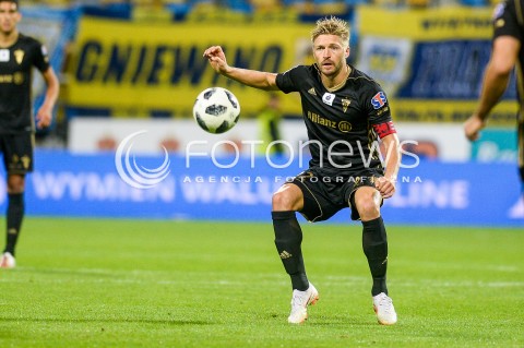  11.08.2018 GDYNIA<br />
PILKA NOZNA - EKSTRAKLASA SEZON 2018/2019<br />
MECZ ARKA GDYNIA - GORNIK ZABRZE<br />
N/Z SZYMON MATUSZEK SYLWETKA<br />
 