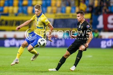  11.08.2018 GDYNIA<br />
PILKA NOZNA - EKSTRAKLASA SEZON 2018/2019<br />
MECZ ARKA GDYNIA - GORNIK ZABRZE<br />
N/Z MATEUSZ MLYNSKI ADRIAN GRYSZKIEWICZ<br />
 