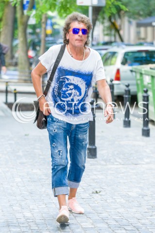  12.08.2018 WARSZAWA <br />GWIAZDY PRZED STUDIEM DZIEN DOBRY TVN <br />N/Z JANUSZ PANASEWICZ<br /> 