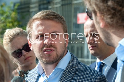  13.08.2018 WARSZAWA<br />KONFERENCJA RADNYCH PIS #RATUSZRAFALA NA TEMAT UDZIALU JAROSLAWA JOZWIAKA W KAMPANII RAFALA TRZASKOWSKIEGO <br />N/Z JACEK OZDOBA<br /> 