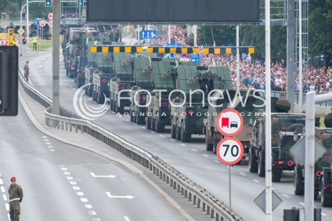 15.08.2018 WARSZAWA<br />DEFILADA Z OKAZJI SWIETA WOJSKA POLSKIEGO W WARSZAWIE<br />N/Z OSA AK<br /> 