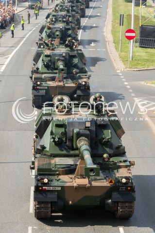  15.08.2018 WARSZAWA<br />DEFILADA Z OKAZJI SWIETA WOJSKA POLSKIEGO W WARSZAWIE<br />N/Z CZOLGI<br /> 