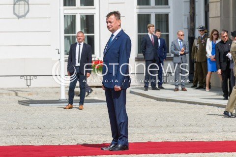  15.08.2018 WARSZAWA PALAC PREZYDENCKI<br />OBCHODY SWIETA WOJSKA POLSKIEGO<br />UROCZYSTOSC WRECZENIA NOMINACJI GENERALSKICH I ODZNACZEN  PANSTWOWYCH<br />N/Z MARIUSZ BLASZCZAK<br /> 