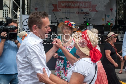  18.08.2018 WARSZAWA<br />PARADA SENIOROW <br />N/Z PAWEL RABIEJ<br /> 