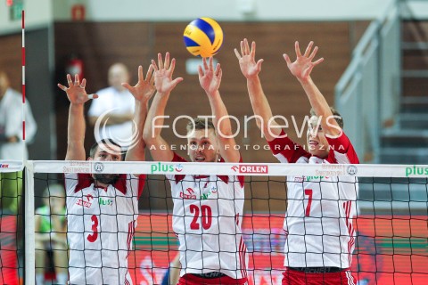  18.08.2018 OSTROWIEC SWIETOKRZYSKI <br />
SIATKOWKA MEZCZYZN <br />
MECZ TOWARZYSKI <br />
POLSKA - KAMERUN ( Poland - Cameroon ) <br />
N/Z DAWID KONARSKI MATEUSZ BIENIEK ARTUR SZALPUK BLOK <br />
 