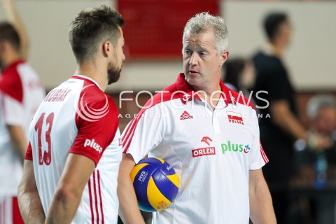  18.08.2018 OSTROWIEC SWIETOKRZYSKI <br />
SIATKOWKA MEZCZYZN <br />
MECZ TOWARZYSKI <br />
POLSKA - KAMERUN ( Poland - Cameroon ) <br />
N/Z VITAL HEYNEN - TRENER ( HEAD COACH ) MICHAL KUBIAK <br />
 