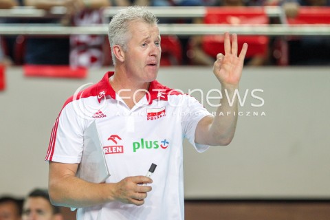  18.08.2018 OSTROWIEC SWIETOKRZYSKI <br />
SIATKOWKA MEZCZYZN <br />
MECZ TOWARZYSKI <br />
POLSKA - KAMERUN ( Poland - Cameroon ) <br />
N/Z VITAL HEYNEN - TRENER ( HEAD COACH ) SYLWETKA <br />
 