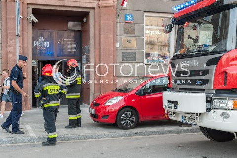  20.08.2018 WARSZAWA<br />74. ROCZNICA ZDOBYCIA PAST-Y<br />N/Z BUDYNEK PAST-Y STRAZ POZARNA<br /> 