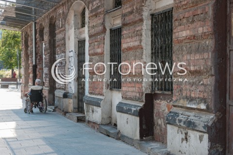  20.08.2018 WARSZAWA<br />BUDYNEK PRZEKAZANY TEATROWI ZYDOWSKIEMU<br />N/Z BUDYNEK PRZEKAZANY TEATROWI ZYDOWSKIEMU NOWA SIEDZIBA PRZY PLACU GRZYBOWSKIM ROG PROZNEJ<br /> 