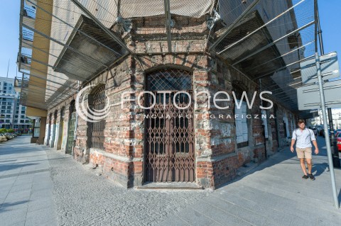  20.08.2018 WARSZAWA<br />BUDYNEK PRZEKAZANY TEATROWI ZYDOWSKIEMU<br />N/Z BUDYNEK PRZEKAZANY TEATROWI ZYDOWSKIEMU NOWA SIEDZIBA PRZY PLACU GRZYBOWSKIM ROG PROZNEJ<br /> 