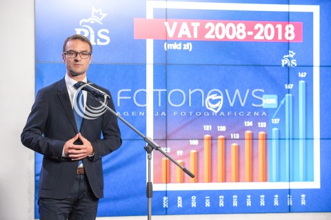 Konferencja szefa sztabu wyborczego PiS Tomasza Poręby w Warszawie