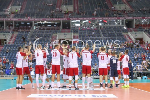  23.08.2018 KRAKOW (TAURON ARENA) <br />
XVI MEMORIAL HUBERTA JERZEGO WAGNERA <br />
MECZ POLSKA - KANADA ( MATCH POLAND - CANADA ) <br />
N/Z SIATKARZE ZESPOL DRUZYNA POWITANIE DAMIAN SCHULZ MATEUSZ BIENIEK ARTUR SZALPUK PIOTR NOWAKOWSKI JAKUB KOCHANOWSKI DAMIAN WOJTASZEK MICHAL KUBIAK BARTOSZ KUREK <br />
 