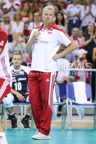  24.08.2018 KRAKOW (TAURON ARENA) <br />
XVI MEMORIAL HUBERTA JERZEGO WAGNERA <br />
MECZ POLSKA - KANADA ( MATCH POLAND - CANADA ) <br />
N/Z VITAL HEYNEN - I TRENER ( HEAD COACH ) SYLWETKA <br />
 