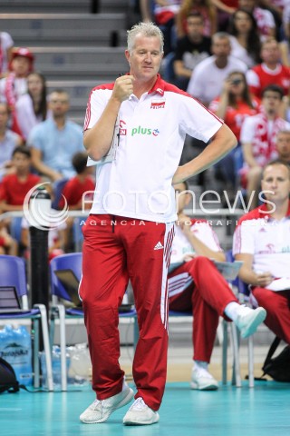  24.08.2018 KRAKOW (TAURON ARENA) <br />
XVI MEMORIAL HUBERTA JERZEGO WAGNERA <br />
MECZ POLSKA - KANADA ( MATCH POLAND - CANADA ) <br />
N/Z VITAL HEYNEN - I TRENER ( HEAD COACH ) SYLWETKA <br />
 