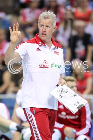  24.08.2018 KRAKOW (TAURON ARENA) <br />
XVI MEMORIAL HUBERTA JERZEGO WAGNERA <br />
MECZ POLSKA - KANADA ( MATCH POLAND - CANADA ) <br />
N/Z VITAL HEYNEN - I TRENER ( HEAD COACH ) SYLWETKA <br />
 