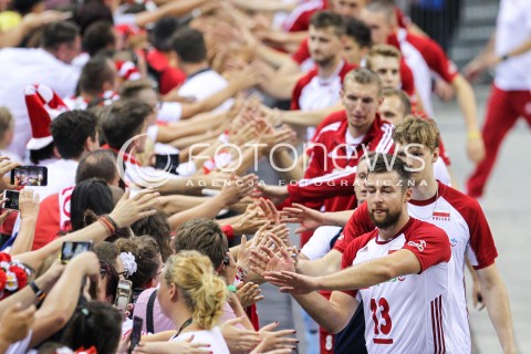  24.08.2018 KRAKOW (TAURON ARENA) <br />
XVI MEMORIAL HUBERTA JERZEGO WAGNERA <br />
MECZ POLSKA - KANADA ( MATCH POLAND - CANADA ) <br />
N/Z KIBICE DOPING PODZIEKOWANIE PIATKI PIATKA MICHAL KUBIAK JAKUB KOCHANOWSKI DAMIAN SCHULZ <br />
 