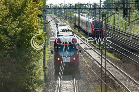  27.08.2018 WARSZAWA<br />DWORZEC GLOWNY BEDZIE REWITALIZOWANY<br />N/Z POCIAG SKM KOLEJKA SRODMIESCIE WKD<br /> 