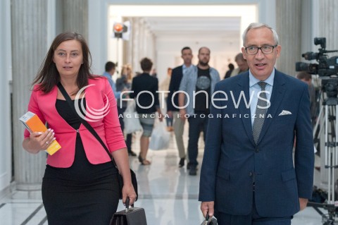  30.08.2018 WARSZAWA SEJM<br />POSIEDZENIE KOMISJI SLEDCZEJ DS VAT<br />N/Z MALGORZATA JANOWSKA KAZIMIERZ SMOLINSKI<br /> 
