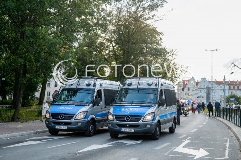  31.08.2018 GDANSK<br />WIEC KOMITETU OBRONY DEMOKRACJI PODCZAS OBCHODOW ROCZNICY SIERPNIA 80 W GDANSKU<br />N/Z RADIOWOZY POLICYJNE POLICJA OCHRONA<br /> 