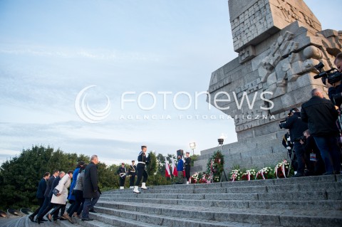  01.09.2018 GDANSK<br />79. ROCZNICA WYBUCHU II WOJNY SWIATOWEJ NA WESTERPLATTE<br />N/Z PRZEDSTAWICIELE SWIATA POLITYKI SKLADAJA KWIATY POD POMNIKIEM OBRONCOW WYBRZEZA WESTERPLATTE<br /> 