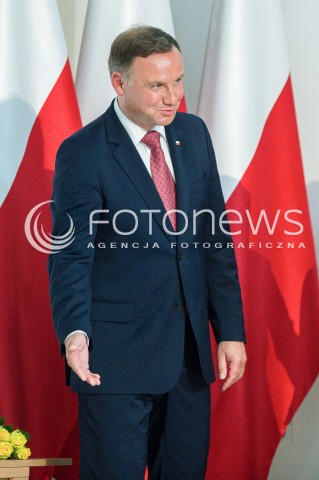  01.09.2018 GDYNIA<br />UROCZYSTOSC ROZPOCZECIA ROKU SZKOLNEGO 2018/2019 ORAZ 55-LECIE NADANIA III LO IMIENIA MARYNARKI WOJENNEJ XXV LAT MATURY MIEDZYNARODOWEJ W POLSCE Z UDZIALEM ANDRZEJA DUDY I AGATY KORNHAUSER DUDY<br />N/Z PREZYDENT RP ANDRZEJ DUDA<br /> 