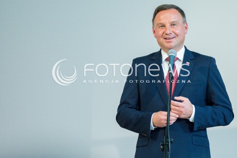  01.09.2018 GDYNIA<br />UROCZYSTOSC ROZPOCZECIA ROKU SZKOLNEGO 2018/2019 ORAZ 55-LECIE NADANIA III LO IMIENIA MARYNARKI WOJENNEJ XXV LAT MATURY MIEDZYNARODOWEJ W POLSCE Z UDZIALEM ANDRZEJA DUDY I AGATY KORNHAUSER DUDY<br />N/Z PREZYDENT RP ANDRZEJ DUDA<br /> 