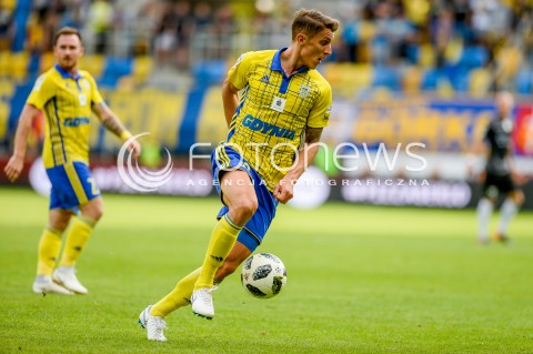  01.09.2018 GDYNIA<br />
PILKA NOZNA - EKSTRAKLASA SEZON 2018/2019<br />
MECZ ARKA GDYNIA - ZAGLEBIE SOSNOWIEC<br />
N/Z DAMIAN ZBOZIEN SYLWETKA<br />
 