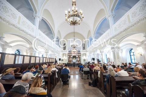  02.09.2018 WARSZAWA<br />STO PYTAN DO RABINA SPOTKANIE Z MICHAELEM SCHUDRICHEM NACZELNYM RABINEM POLSKI<br />N/Z SYNAGOGA MALZONKOW NOZYKOW<br /> 