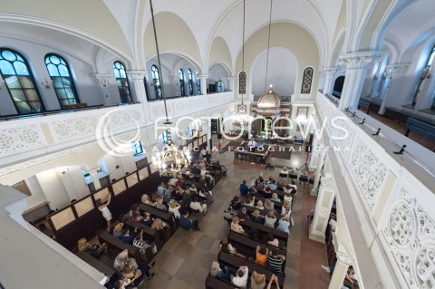  02.09.2018 WARSZAWA<br />STO PYTAN DO RABINA SPOTKANIE Z MICHAELEM SCHUDRICHEM NACZELNYM RABINEM POLSKI<br />N/Z SYNAGOGA MALZONKOW NOZYKOW<br /> 