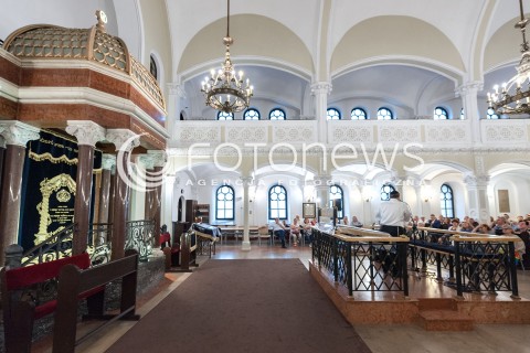  02.09.2018 WARSZAWA<br />STO PYTAN DO RABINA SPOTKANIE Z MICHAELEM SCHUDRICHEM NACZELNYM RABINEM POLSKI<br />N/Z SYNAGOGA MALZONKOW NOZYKOW<br /> 