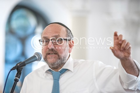  02.09.2018 WARSZAWA<br />STO PYTAN DO RABINA SPOTKANIE Z MICHAELEM SCHUDRICHEM NACZELNYM RABINEM POLSKI<br />N/Z MICHAEL SCHUDRICH<br /> 