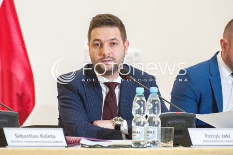  04.09.2018 WARSZAWA<br />POSIEDZENIE KOMISJI DO SPRAW REPRYWATYZACJI NIERUCHOMOSCI WARSZAWSKICH<br />KOMISJA WERYFIKACYJNA<br />N/Z PATRYK JAKI<br /> 