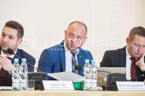  04.09.2018 WARSZAWA<br />POSIEDZENIE KOMISJI DO SPRAW REPRYWATYZACJI NIERUCHOMOSCI WARSZAWSKICH<br />KOMISJA WERYFIKACYJNA<br />N/Z PATRYK JAKI BARTLOMIEJ OPALINSKI<br /> 