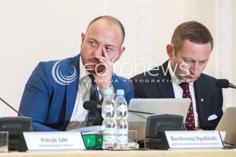  04.09.2018 WARSZAWA<br />POSIEDZENIE KOMISJI DO SPRAW REPRYWATYZACJI NIERUCHOMOSCI WARSZAWSKICH<br />KOMISJA WERYFIKACYJNA<br />N/Z BARTLOMIEJ OPALINSKI PAWEL RABIEJ<br /> 