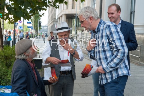  06.09.2018 WARSZAWA<br />KAMPANIA WOJCIECHOWICZBUS RUSZA<br />N/Z JACEK WOJCIECHOWICZ<br /> 